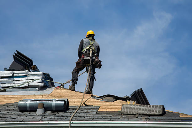 Professional Roofing technician working in Hinckley, UT
